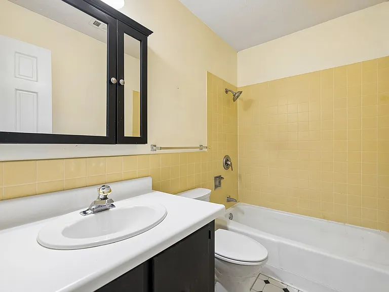 7541 Old Post Rd #14 — Photo 12