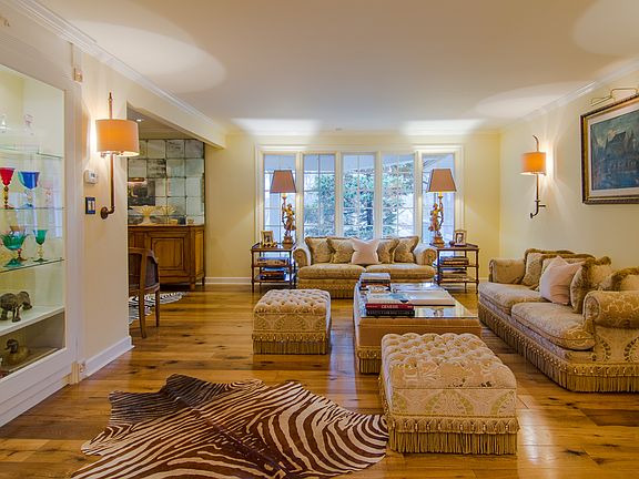 5th image of 65 Park Way