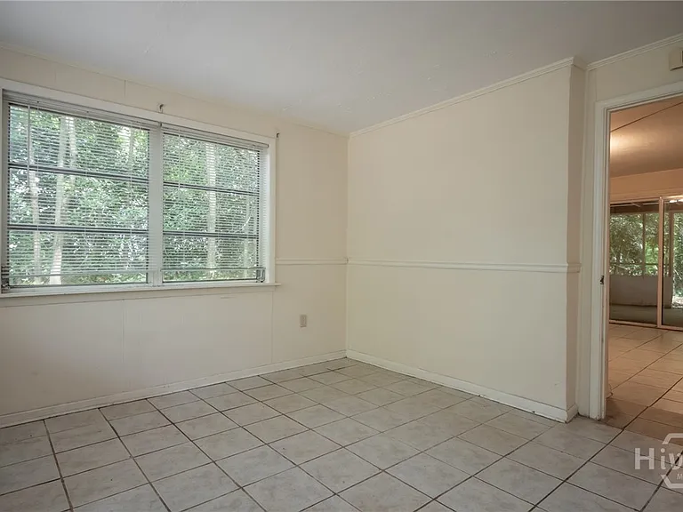 175 Habersham Way — Photo 18