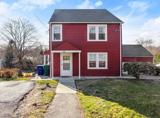 530 River Rd, Cos Cob, CT 06807