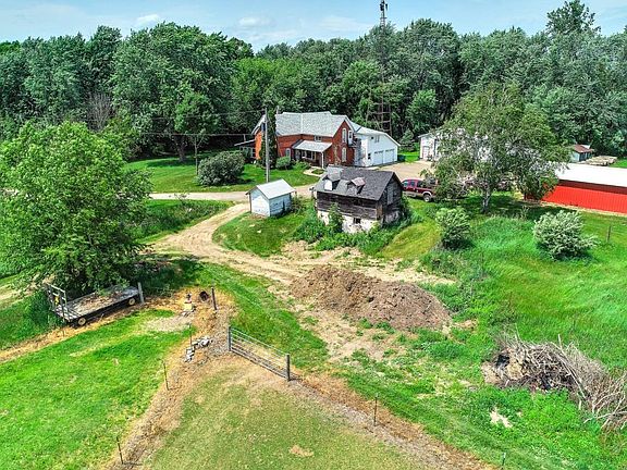 3rd image of 10629 Jamaca Ave N