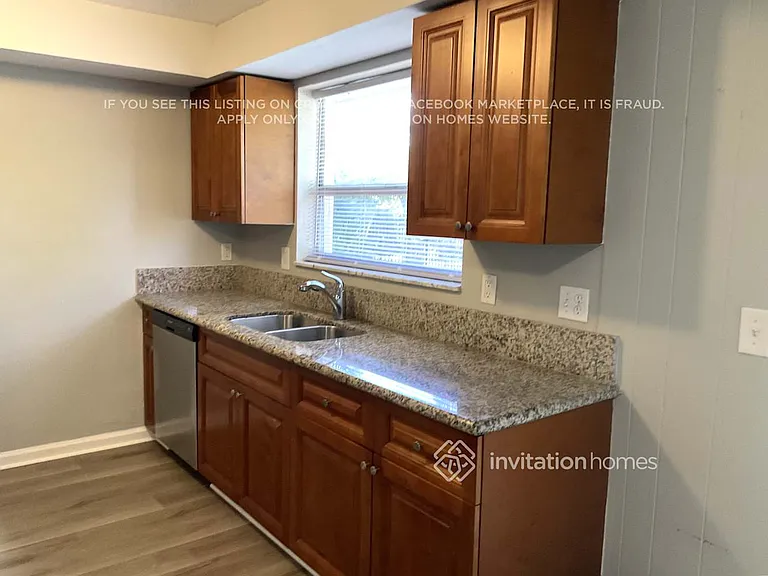 1173 Southport Ct — Photo 6