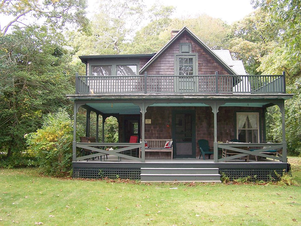 Amazing Views of Buzzards Ba