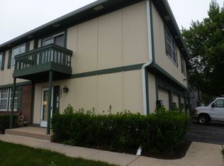 321 Cherrywood Ct #321, Vernon Hills, IL 60061