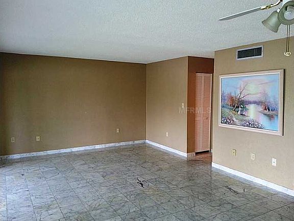3rd image of 1400 Mineo Dr #2