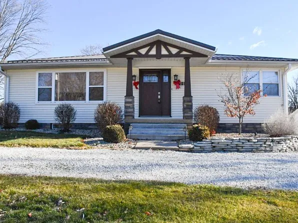 940 N Orchard St, Pittsfield, IL 62363