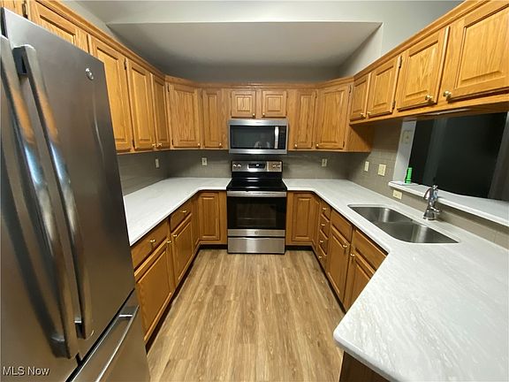 2nd image of 3766 Colony Hill Dr