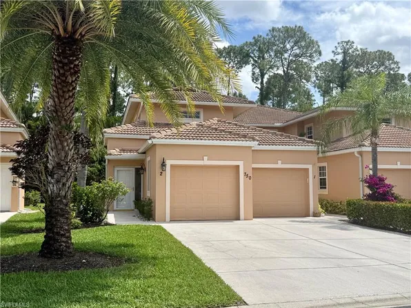 750 Luisa LN #2, NAPLES, FL 34104
