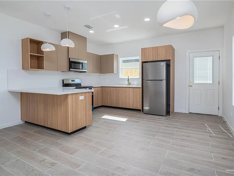 2709 W Brookside Bend St #1 — Photo 4