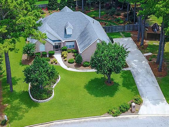 5th image of 105 Briarmoor Dr