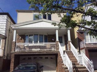 171 W 51st St, Bayonne, NJ 07002