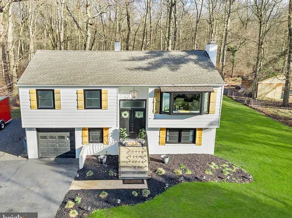 28056 Gaunts Bridge Rd, Columbus, NJ 08022