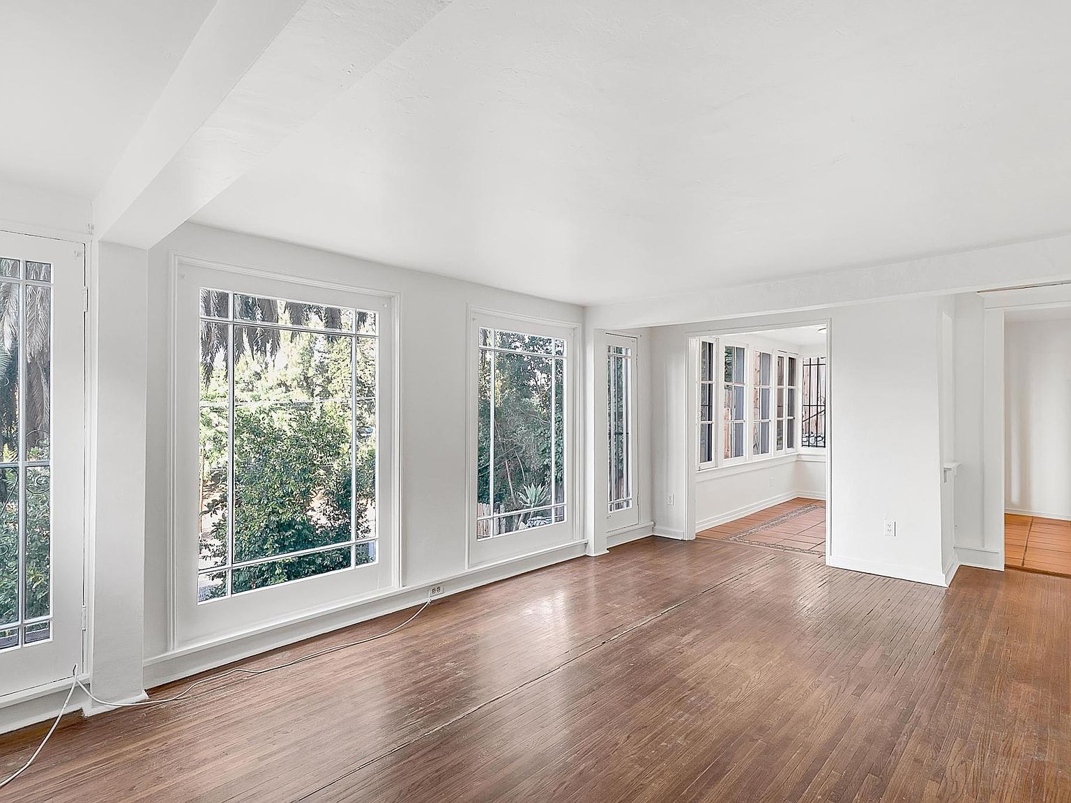 2332 Riverside Dr, Los Angeles, CA 90039 | Zillow