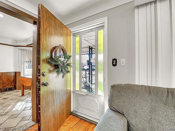 3rd image of 23616 Ann Arbor Trl