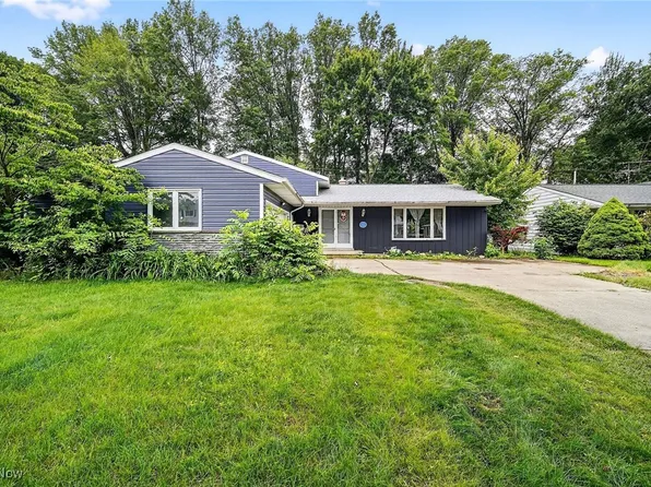 341 Michigan Ave, Elyria, OH 44035