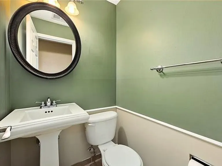 4143 Roanoke Rd #6 — Photo 5