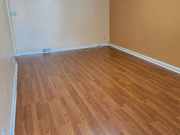 2nd image of 1860 Watson Ave #5uk7hjm2r
