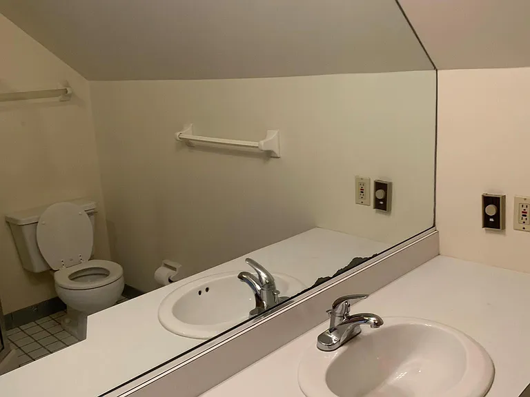 2644 Madison Rd #2 — Photo 16