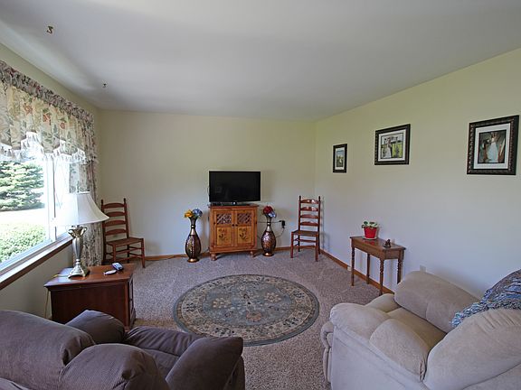 3rd image of 8710 Orndorff Rd
