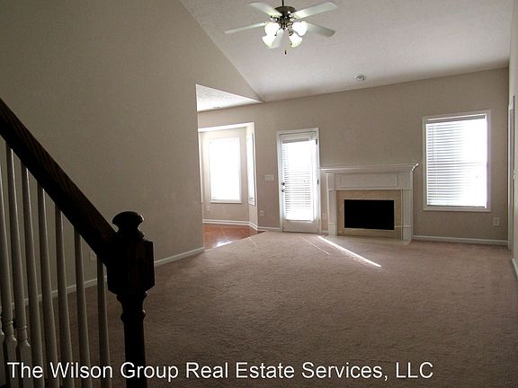 3rd image of 901 Stewart Valley Dr