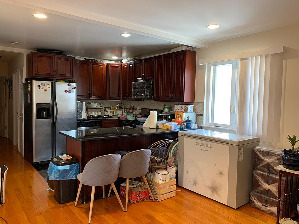 1st image of 47-19 194th St Floor 1