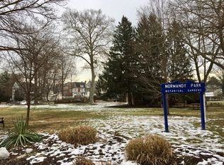 730 Cricket Ave, Ardmore, PA 19003