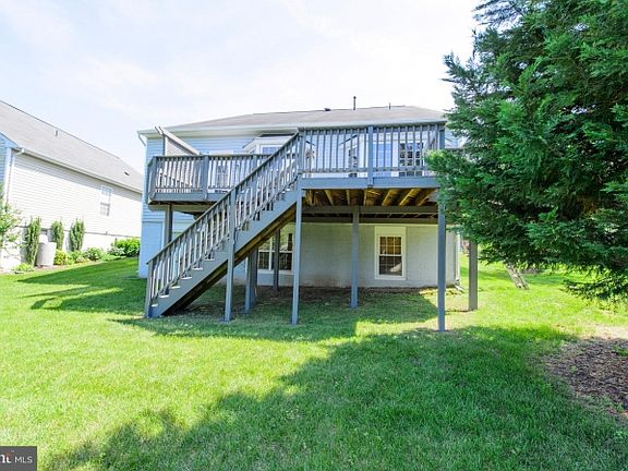 3rd image of 3726 Russett Maple Ct