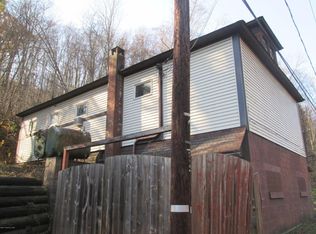 1346 W 8th St, West Wyoming, PA 18644