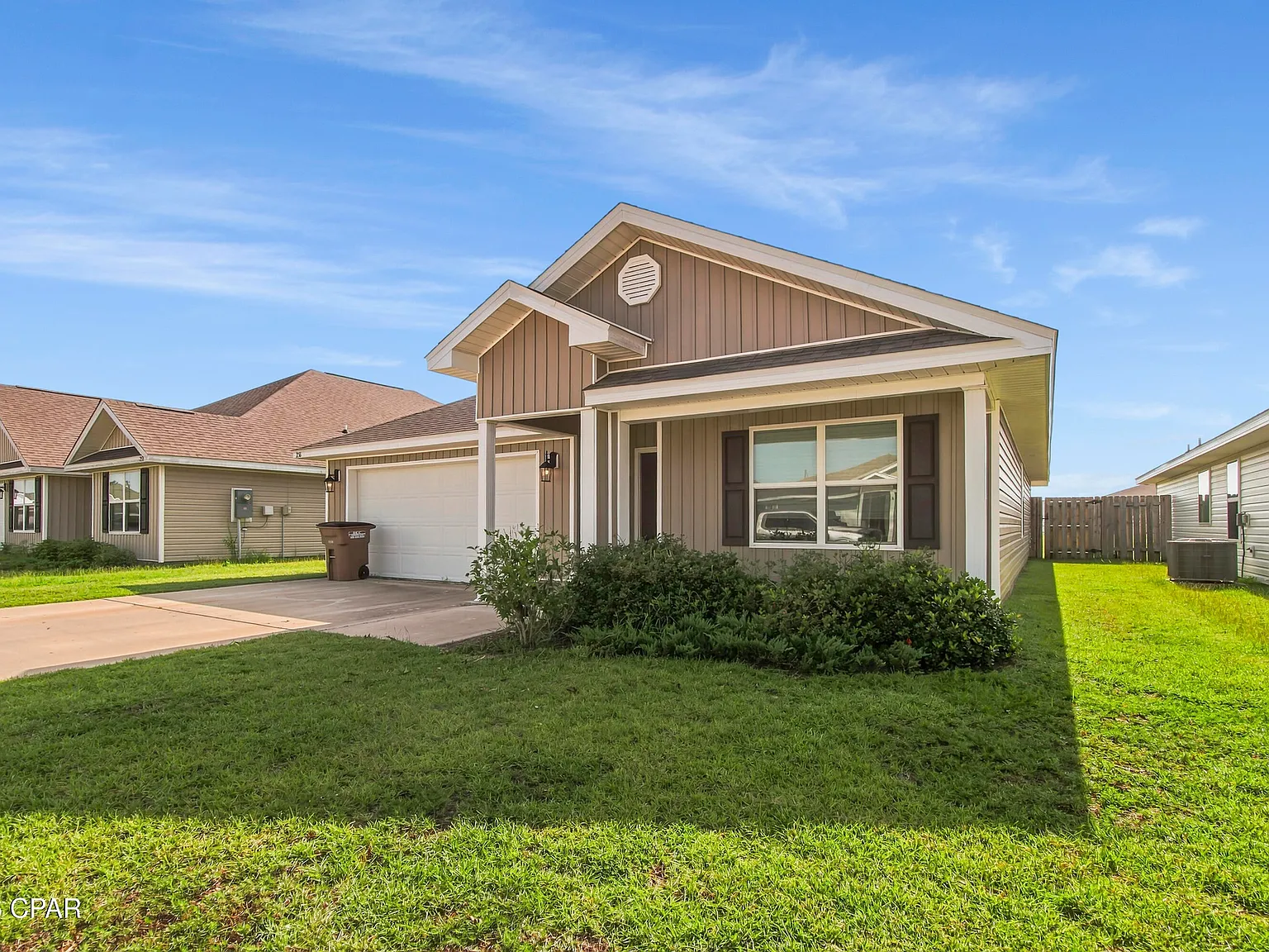 4 bed, 1787 sqft, $2,150 — Photo 3