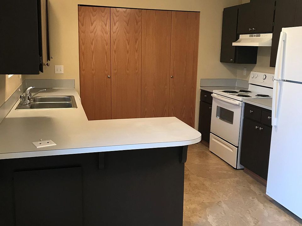 1st image of 7625 47th Ave NE APT 4