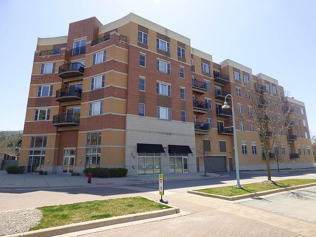 1st image of 300 Village Cir Unit 204