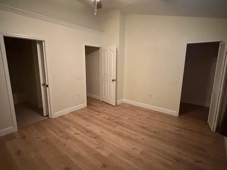 2109 Shadow View Cir — Photo 17