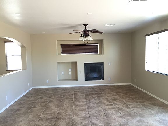4th image of 500 Newberry Springs Dr