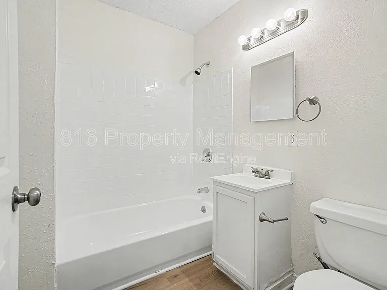 5013 S Benton Ave — Photo 9