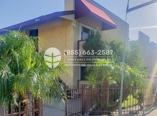 15843 Saticoy St #C, Van Nuys, CA 91406