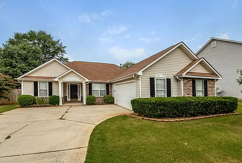 6020 Winston Trce Photo 1