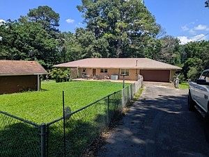 3rd image of 124 Lewter Dr