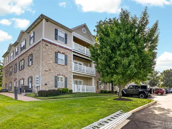 5 Monarch Trace Ct APT 208, Chesterfield, MO 63017