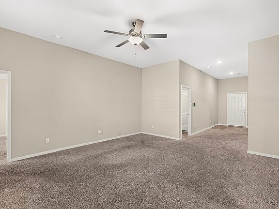 4th image of 504 Cross Ridge Cir N