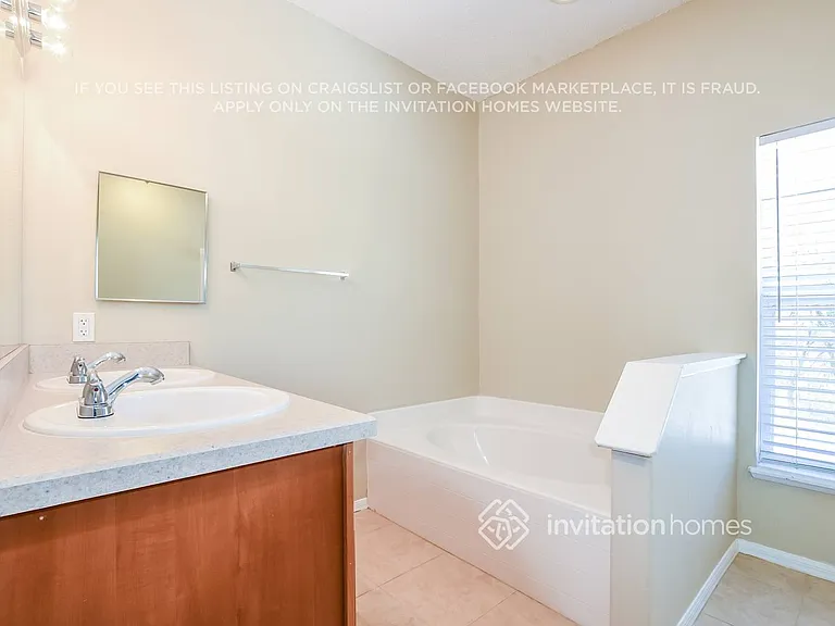371 Pebble Ct — Photo 15