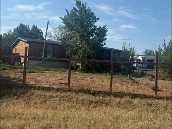 182 County Road A102, Edgewood, NM 87015