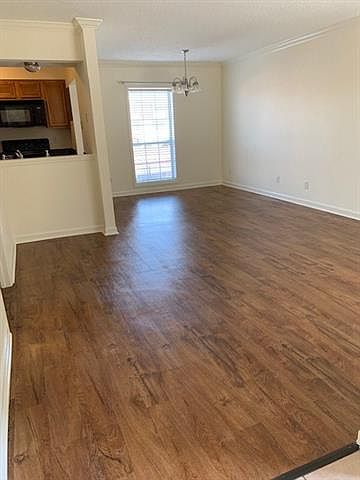 1st image of 2511 Metairie Lawn Dr #112