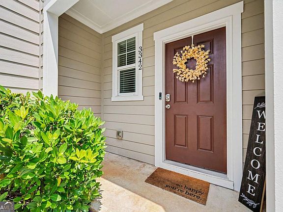 2nd image of 3342 Tarian Way