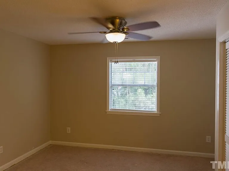 109 Scott Ln #109 — Photo 11