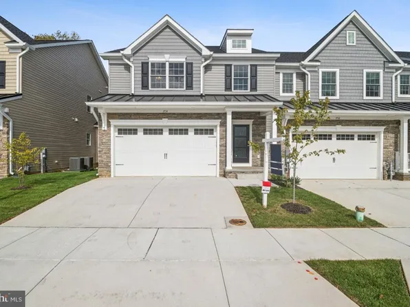 1714 Botanical Ct #23, Sykesville, MD 21784