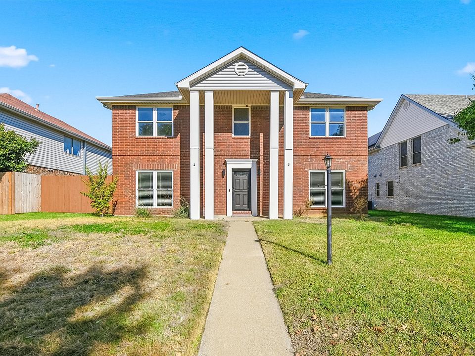 1st image of 1315 Falcon Dr