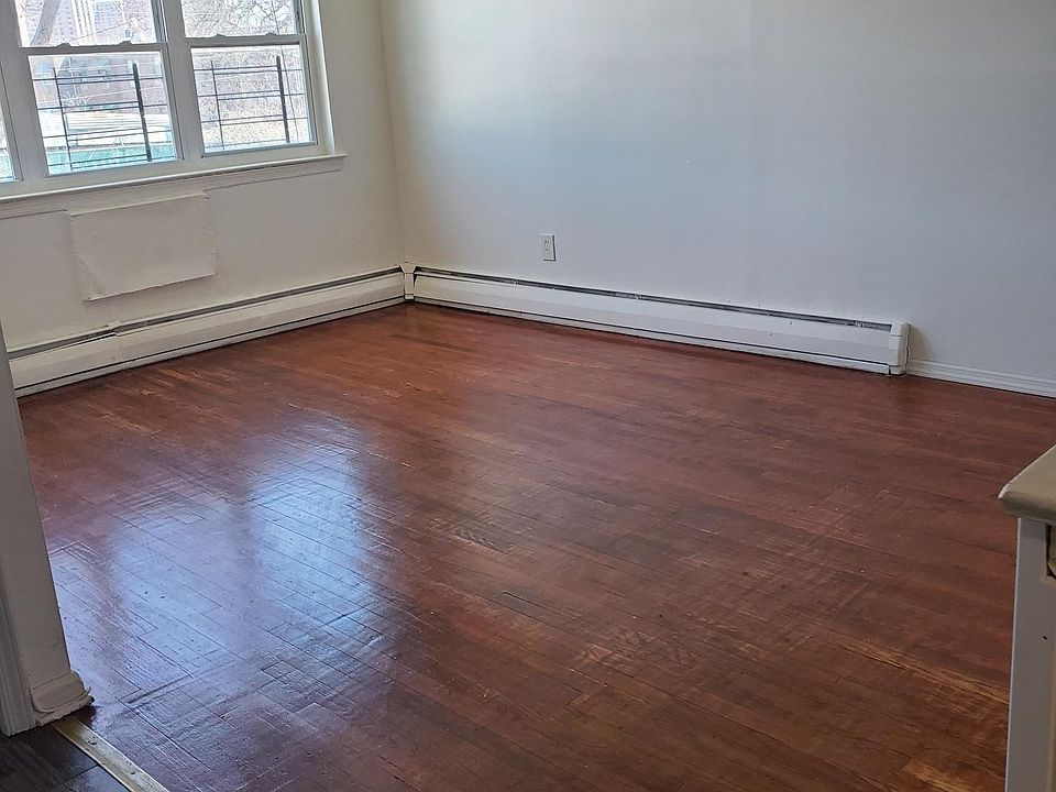 1st image of 3219 Grace Ave Floor 2