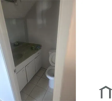 10541 Gran Cima Ln #B — Photo 4