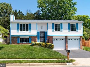 4013 Pickstone Dr, Fairfax, VA 22032