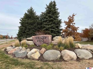 6507 S 90th St, Lincoln, NE 68526